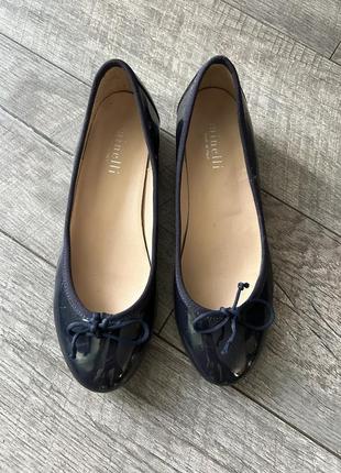 Лакові балетки zara, minnelli