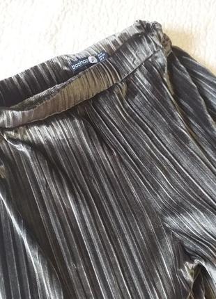 Бархатные плиссерованные брюки палаццо на резинке, boohoo5 фото