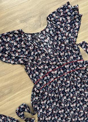 Невероятно женственное, красивое платье select