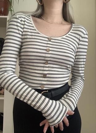 Топ с длинным рукавом