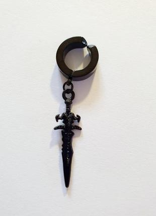 Серьга клипса на одно ухо меч в чёрном цвете5 фото