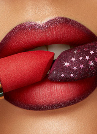 Помада с бриллиантовой пылью kiko milano holiday gems diamond dust lipstick3 фото