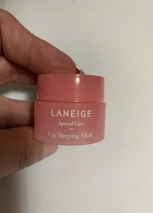 Laneige маска для губ ночная увлажняющая