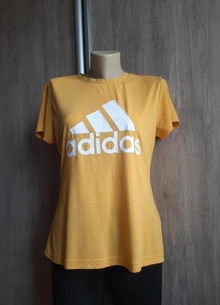 Adidas фірмова футболка