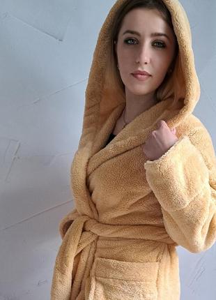 Жіночий халат