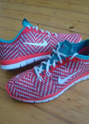 Кроссовки nike free tr fit 4 оригинал 40 размер1 фото