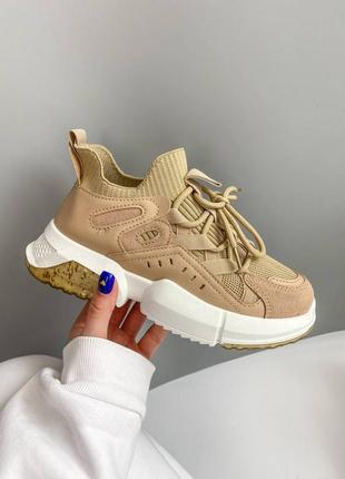 Дуже легкі і зручні кросівки 🍁