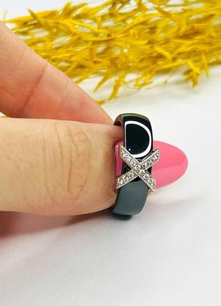 Кільце жіноче з чорної кераміки