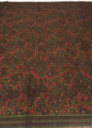 Невелика кашемірова хустка