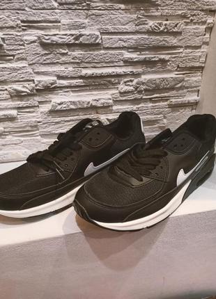 Кроссовки nike air max