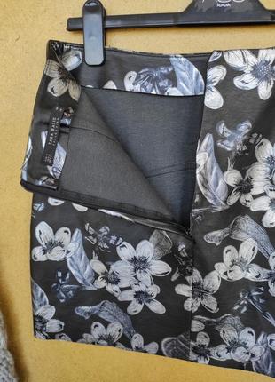 Кожаная юбка zara эко кожа цветочный принт оригинал9 фото