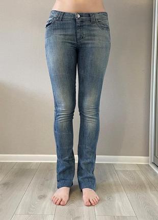 Джинсы armani оригинал2 фото