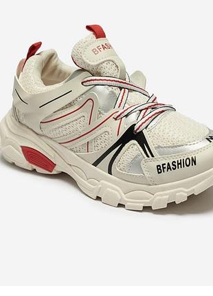 Кроссовки белые кеды