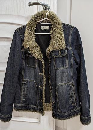 Стильна жіноча джинсова куртка 12