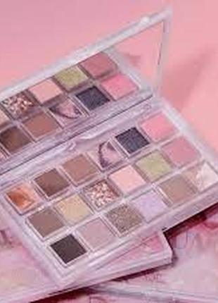 Палетка теней huda beauty rose quartz eyeshadow palette