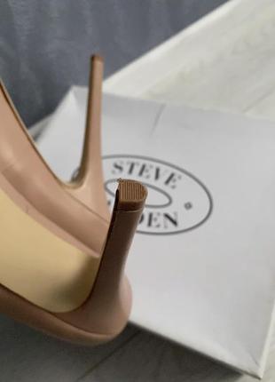 Идеальные базовые туфли лодочки steve madden dejavu5 фото