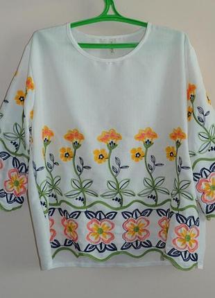 Біла блуза вишиванка