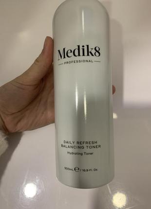 Daily balancing toner medik8 от 10 мл