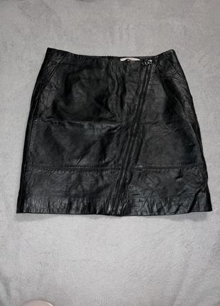 Кожаная черная мини юбка1 фото