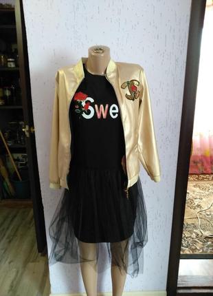 Модный костюм на девочку подростка