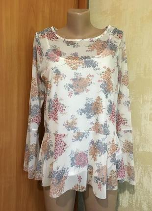 Нежная блуза(сетка) с баской в принт!!