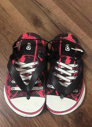 Босоніжки,в'єтнамки,фліп-флоп childrens place,р. 27-28