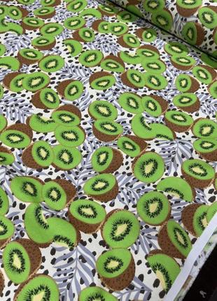 Скатерть водовідштовхуюча з окфлоновим покриттям