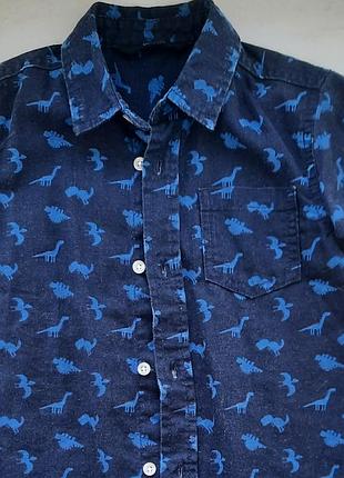 Синяя рубашка с коротким рукавом принт динозавры 3-4 лет 98-104 синие