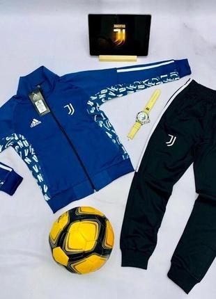 Спортивный костюм от турецкого бренда adidas 2023/24.