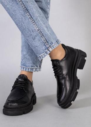 Распродажа кожаные женские туфли черные весенние1 фото