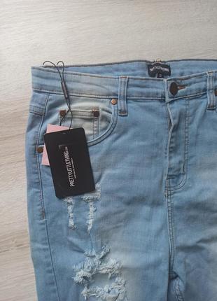Новые джинсы от prettylittlething