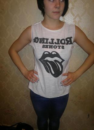 Очень крутая майка с большим рисунком с обеих сторон