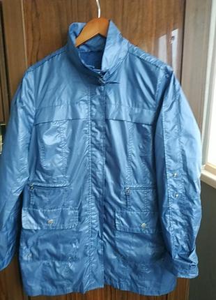 Супер класна, дуже симпатична плюс якісна куртка.