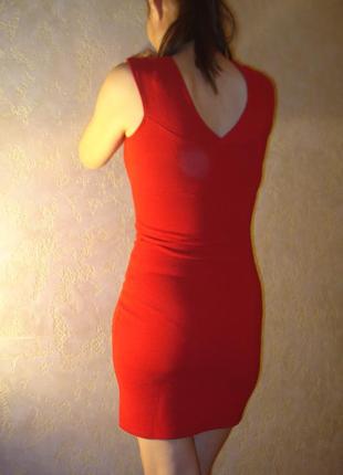 Червоне плаття3 фото