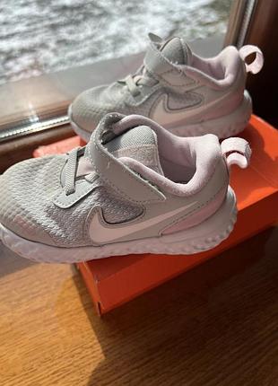 Nike кроссовки 4