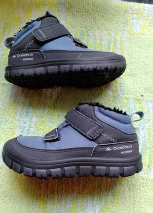 Quechua взуття дитяче.