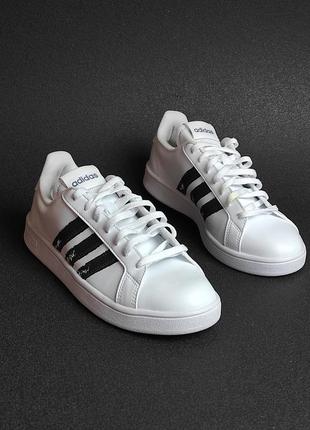 Кроссовки adidas оригінал