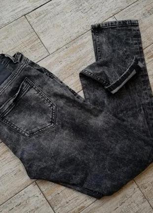 Черные джинсы варенки с потертостями рваностями denim co skinny 32x342 фото