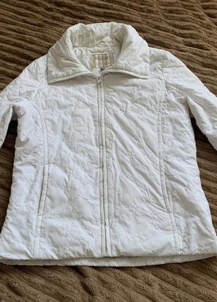 Куртка біла