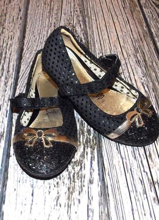 Гламурные фирменные туфли для девочки, размер 26