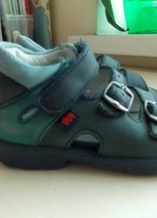 Фирменные босоножки elefanten р-р21германия.распродажа!!!