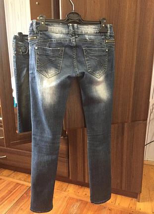 Джинси 2