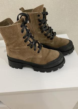 Черевики замшеві 35 розмір