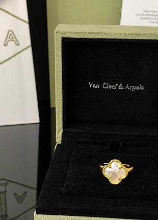 Брендовое кольцо 2