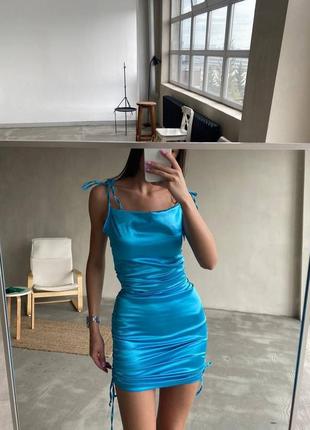 Стильное классическое классное красивое хорошенько удобное модное трендовое простое платье платье голубое