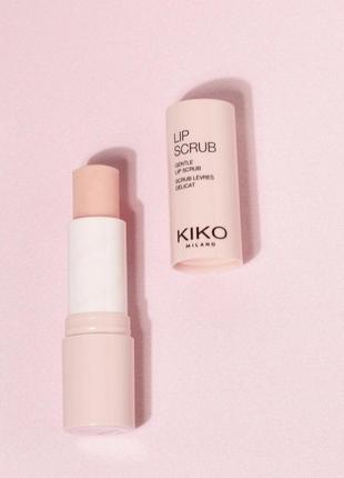 Волшебный скраб для губ