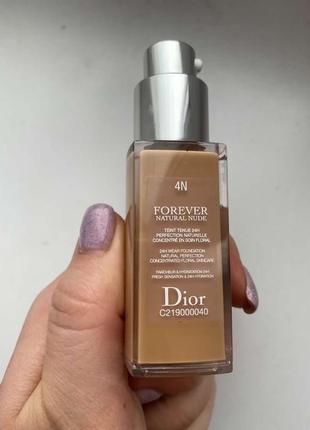 Dior forever стійкий матуючий тональний крем spf 20