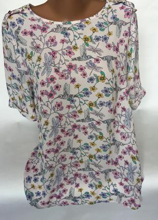 Нежная футболка