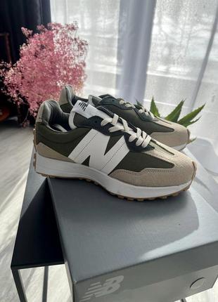 Стильные женские кроссовки new balance 327 beige khaki хаки с бежевым8 фото