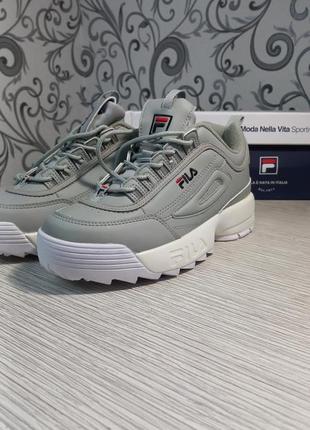 Fila кроссовки новые.